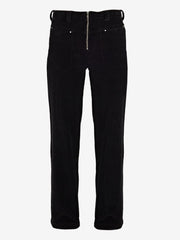 color:BLACK