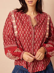color:RED