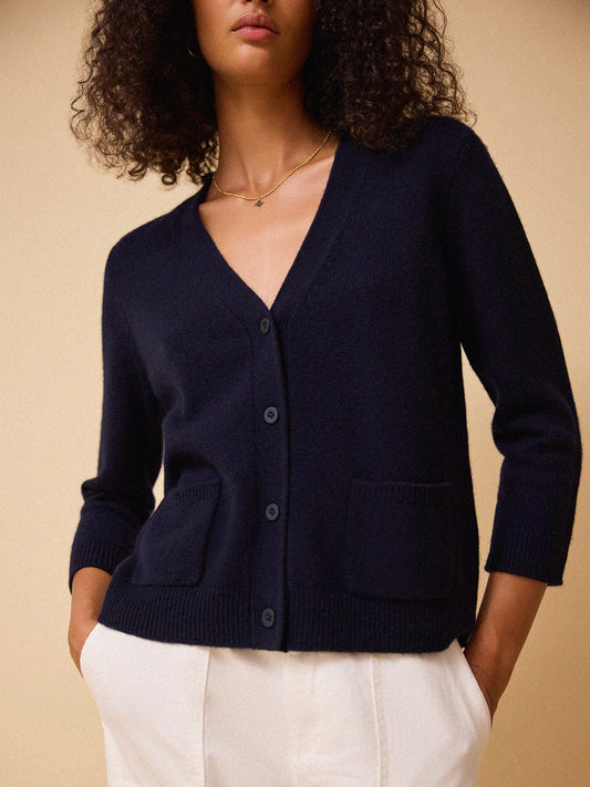 color:NAVY