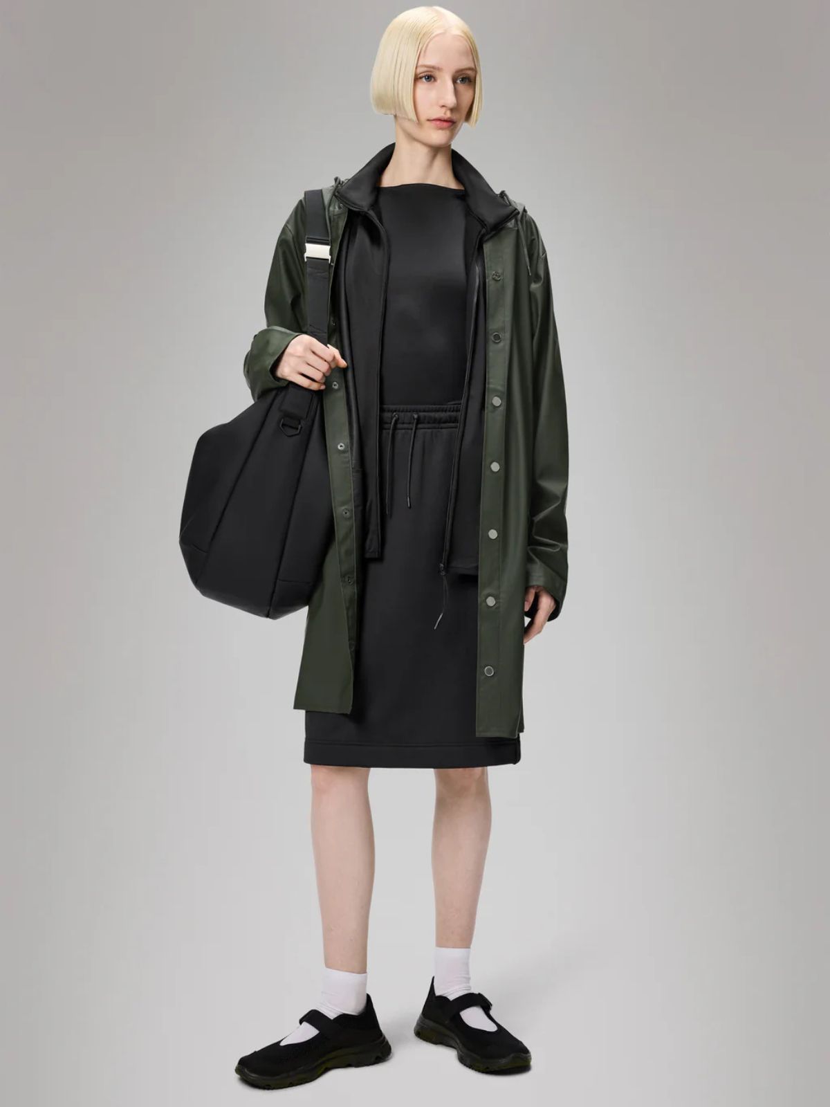 color:GREEN
