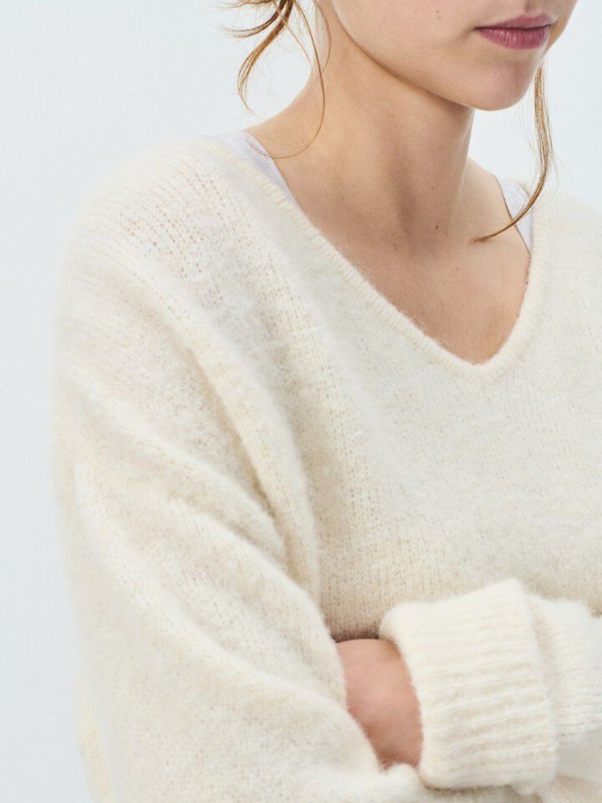 East V/Neck Jumper