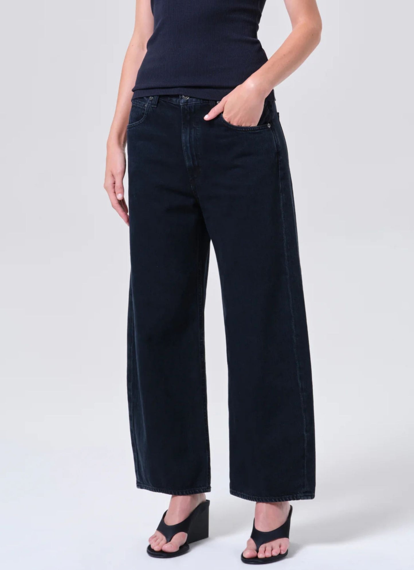 Low Curve Crushed Jeans - Black