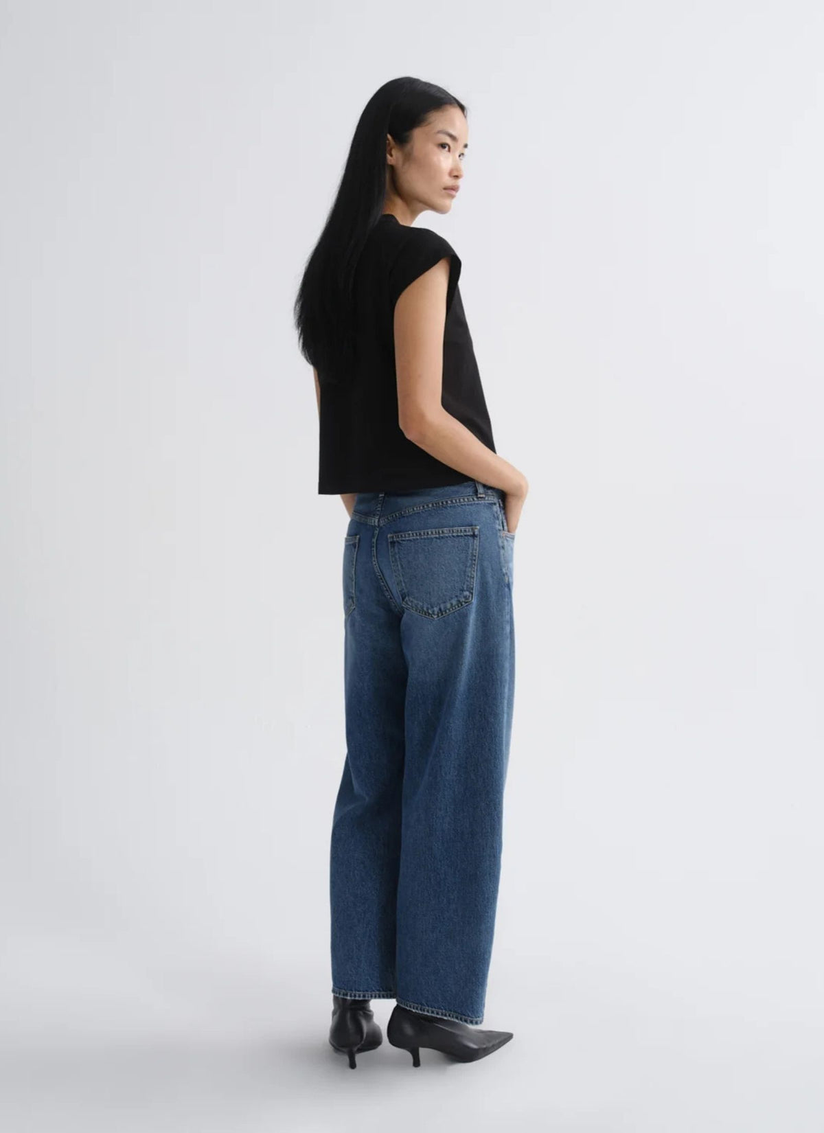 Low Curve Curb Jeans - Mid Worn Indigo