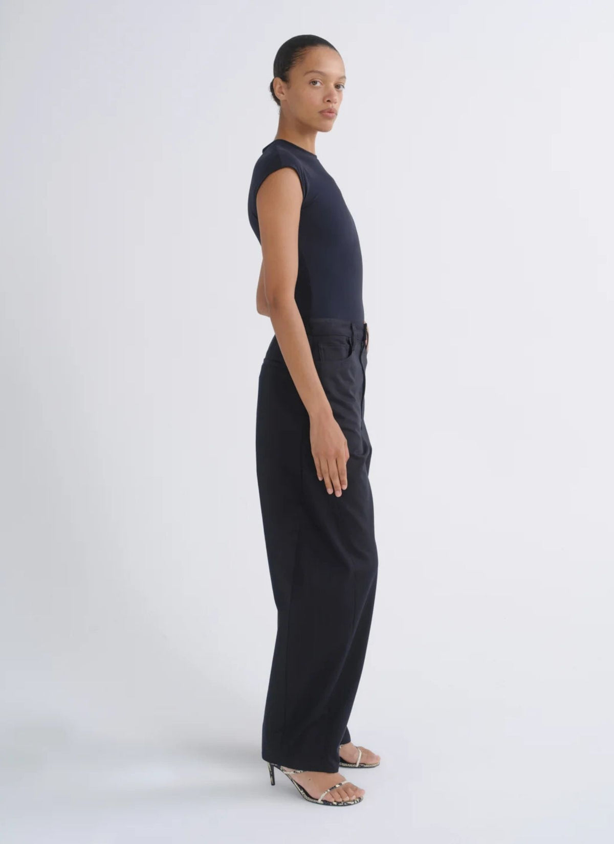 Luna Twill Trousers - Dark Navy Black
