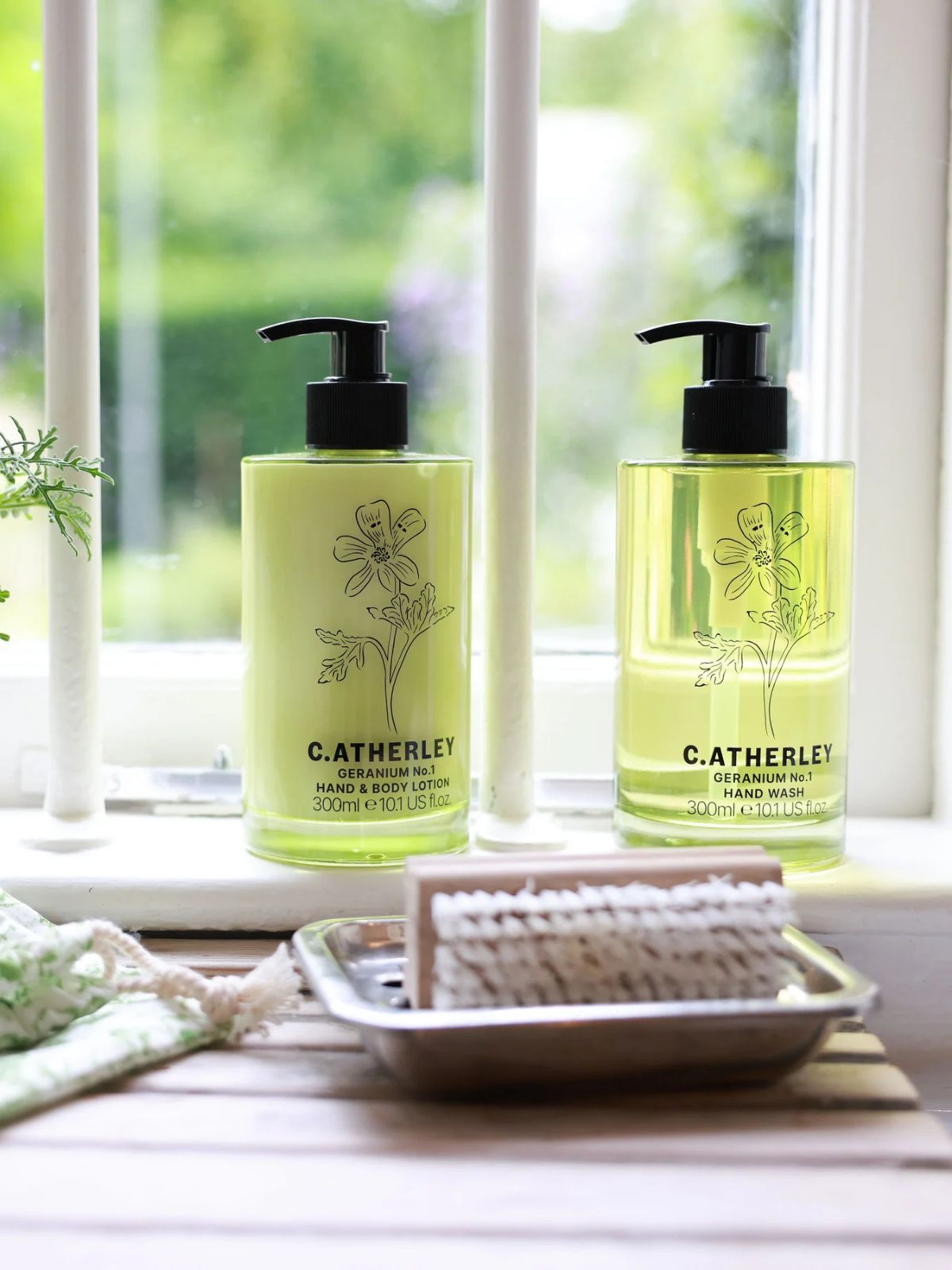 Iris Fashion - C.ATHERLEY - NO1 - Hand-Wash - Geranium
