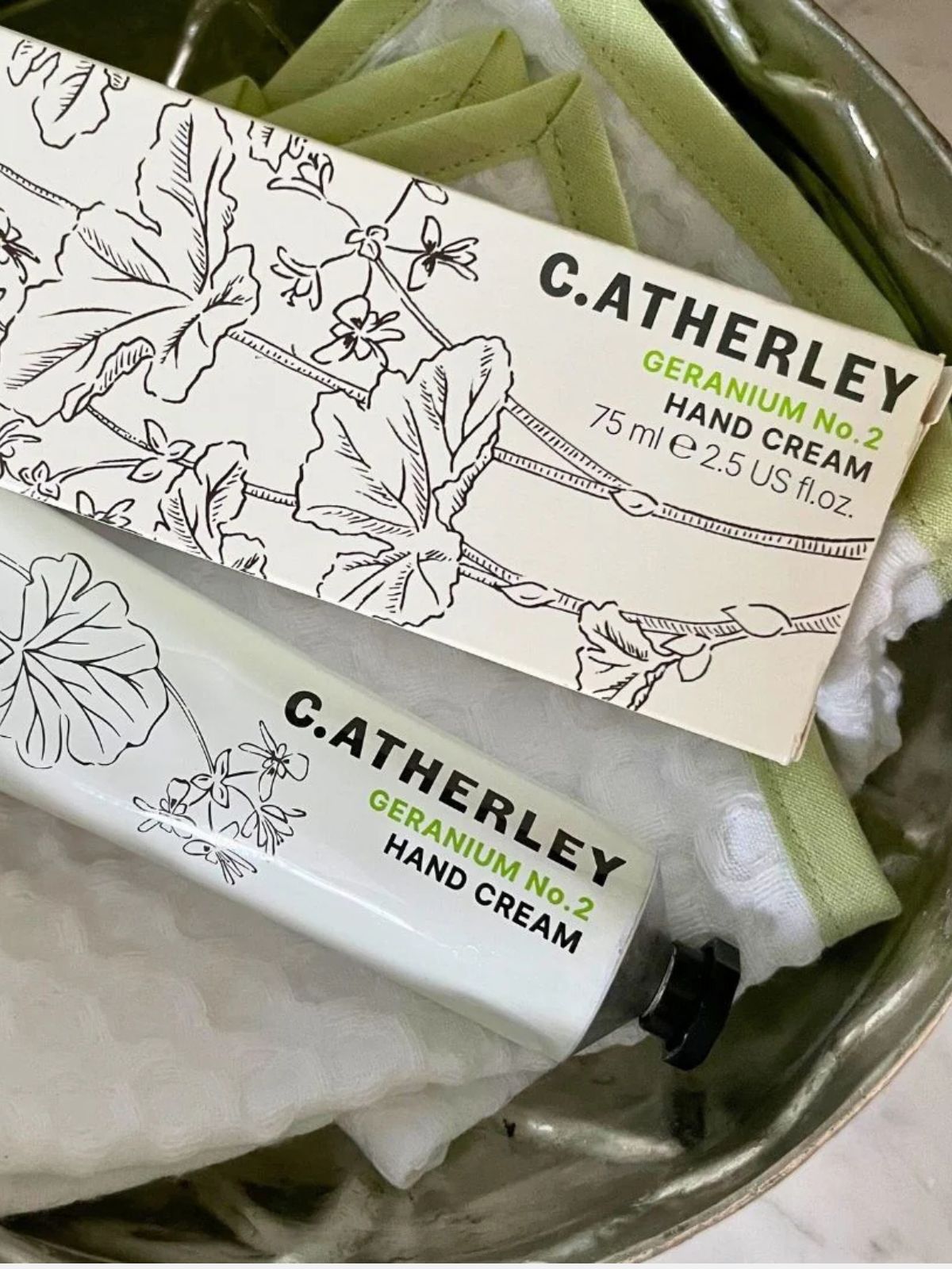 Iris Fashion - C.ATHERLEY - NO2 - Hand-Cream - Geranium