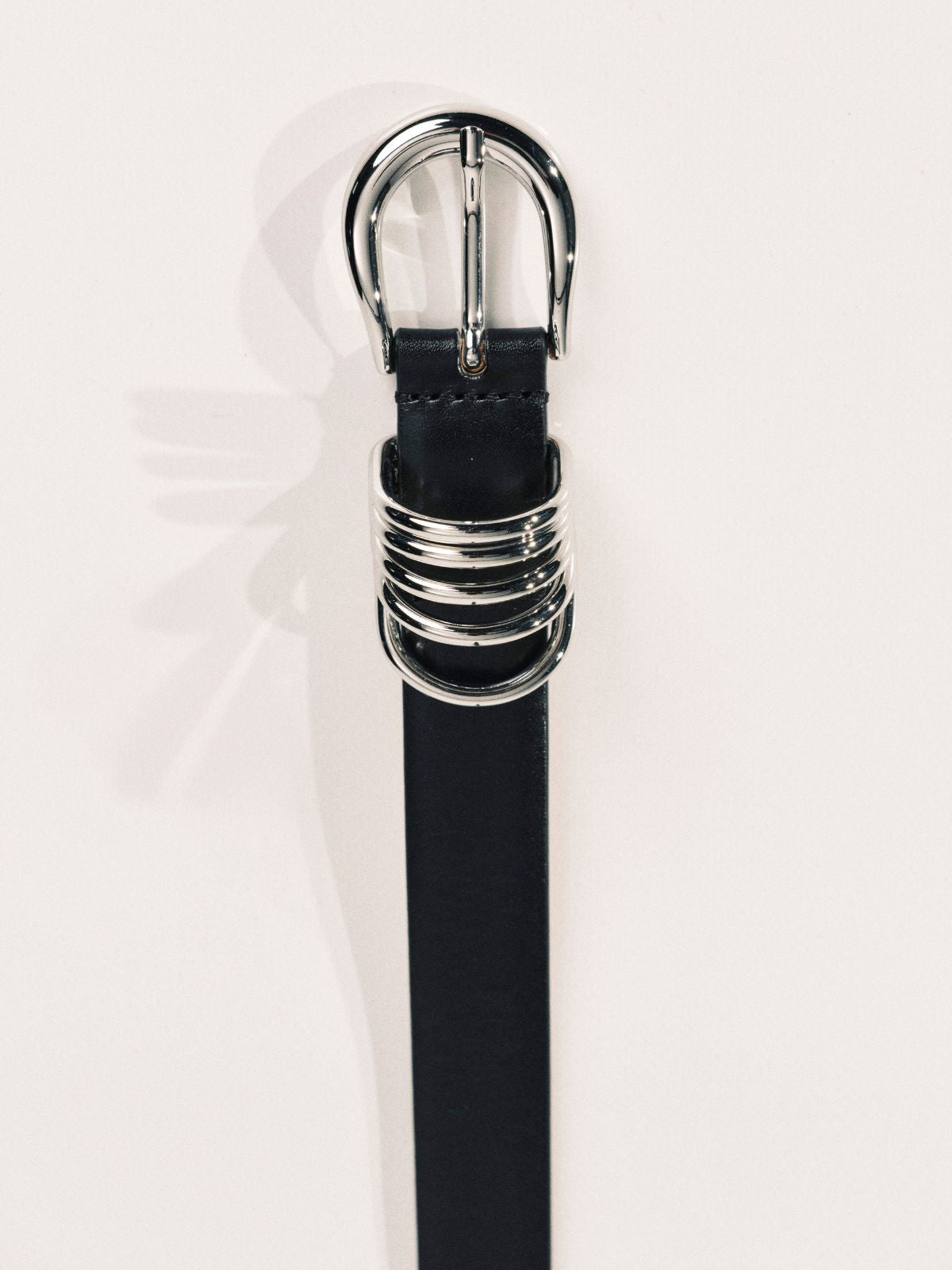 Iris Fashion - DEHANCHE - Hollyhock Leather Belt- Black &	Silver