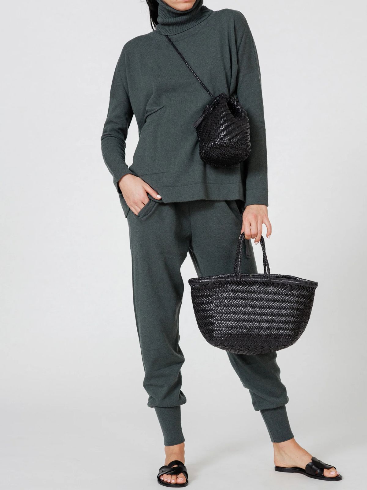 Bamboo Triple Jump Small Basket Bag - Black