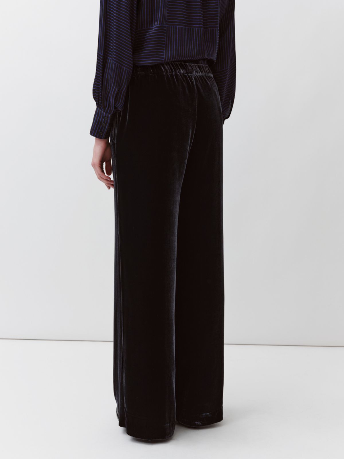 Portorico Velvet Trousers - Navy