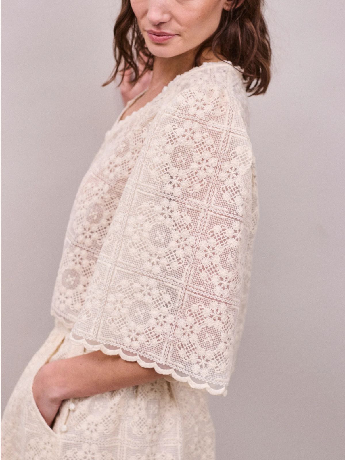 Jean lace Flower Top - Oyster