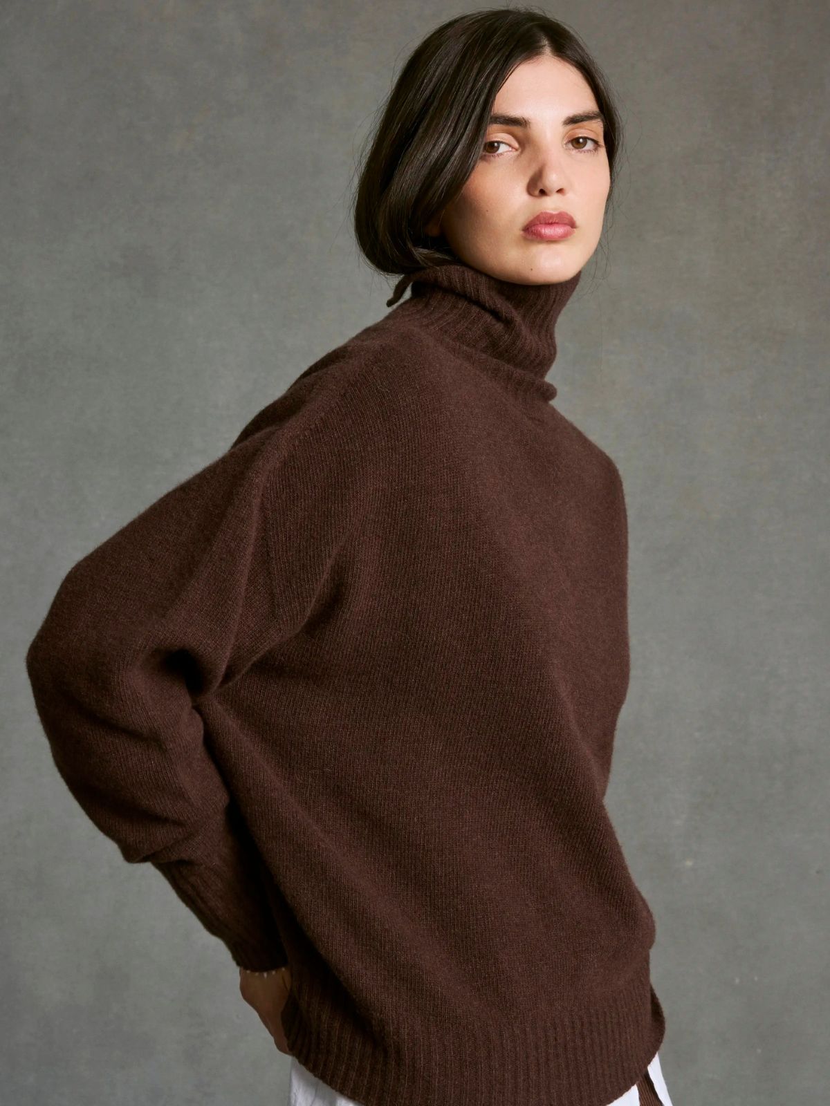 Sela Roll Neck Jumper - Chocolate
