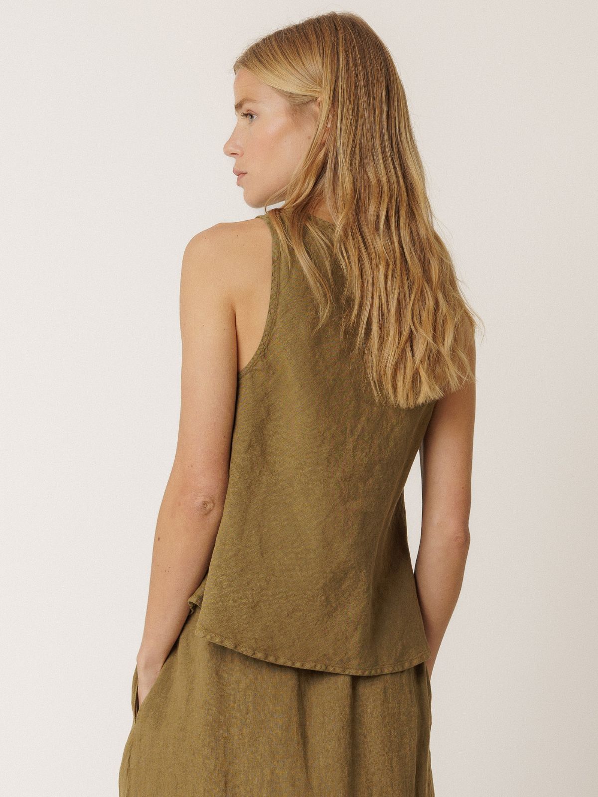 Iris Fashion - INDI & COLD - Linen Vest - Khaki