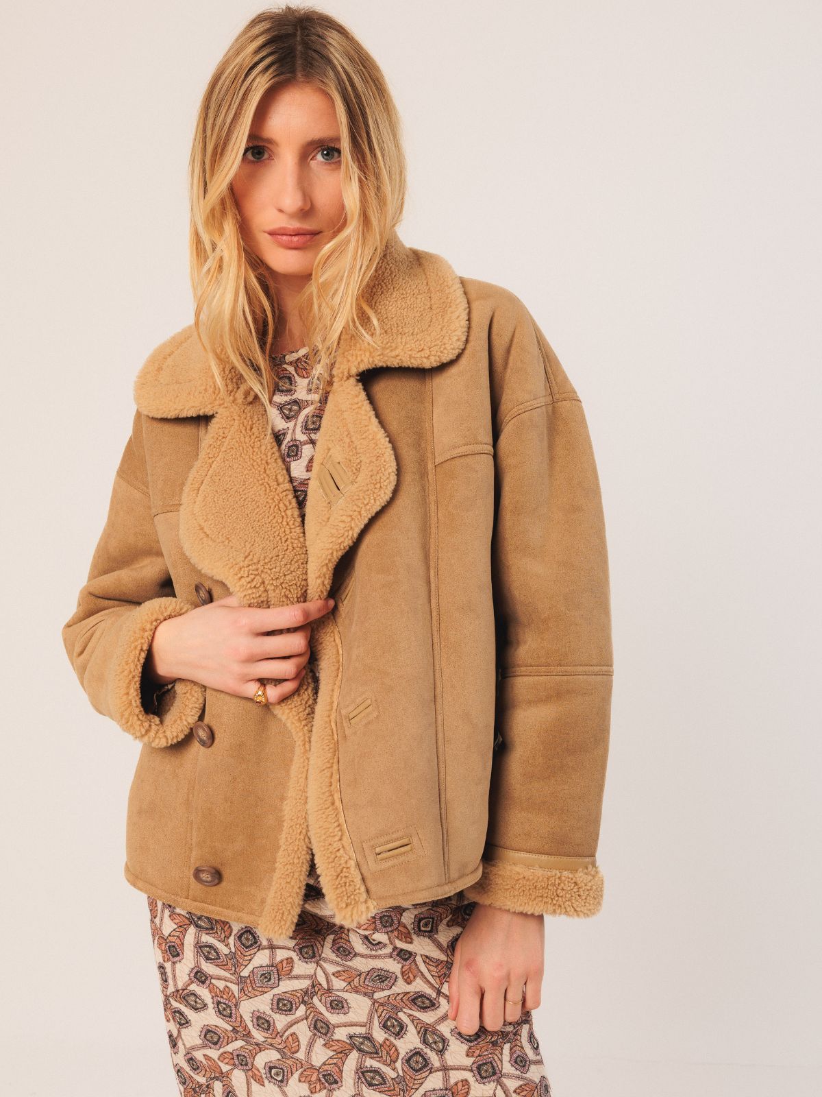 Short Shearling Style Coat - Sand