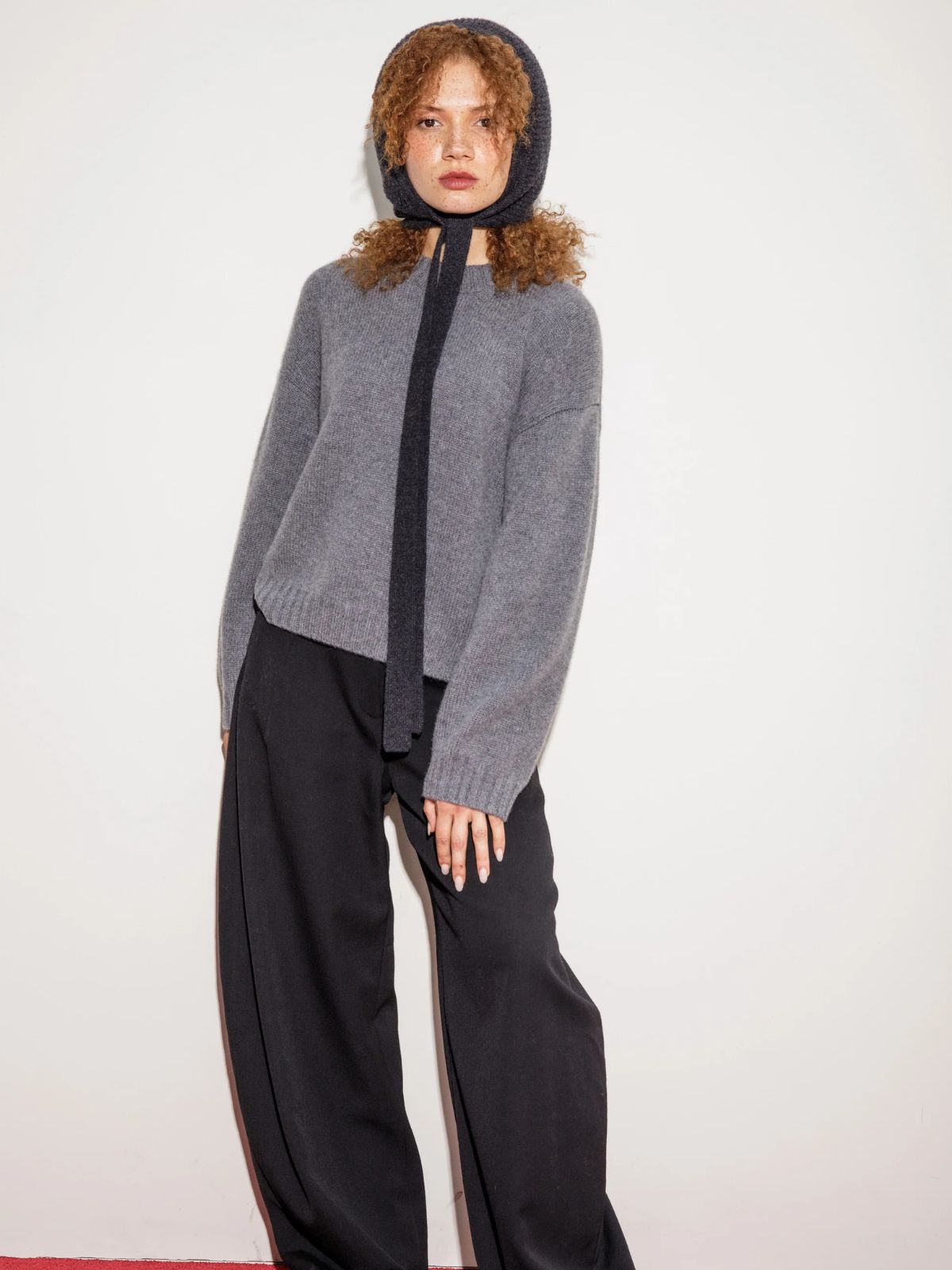 Cashmere Bonnet Hat - Charcoal