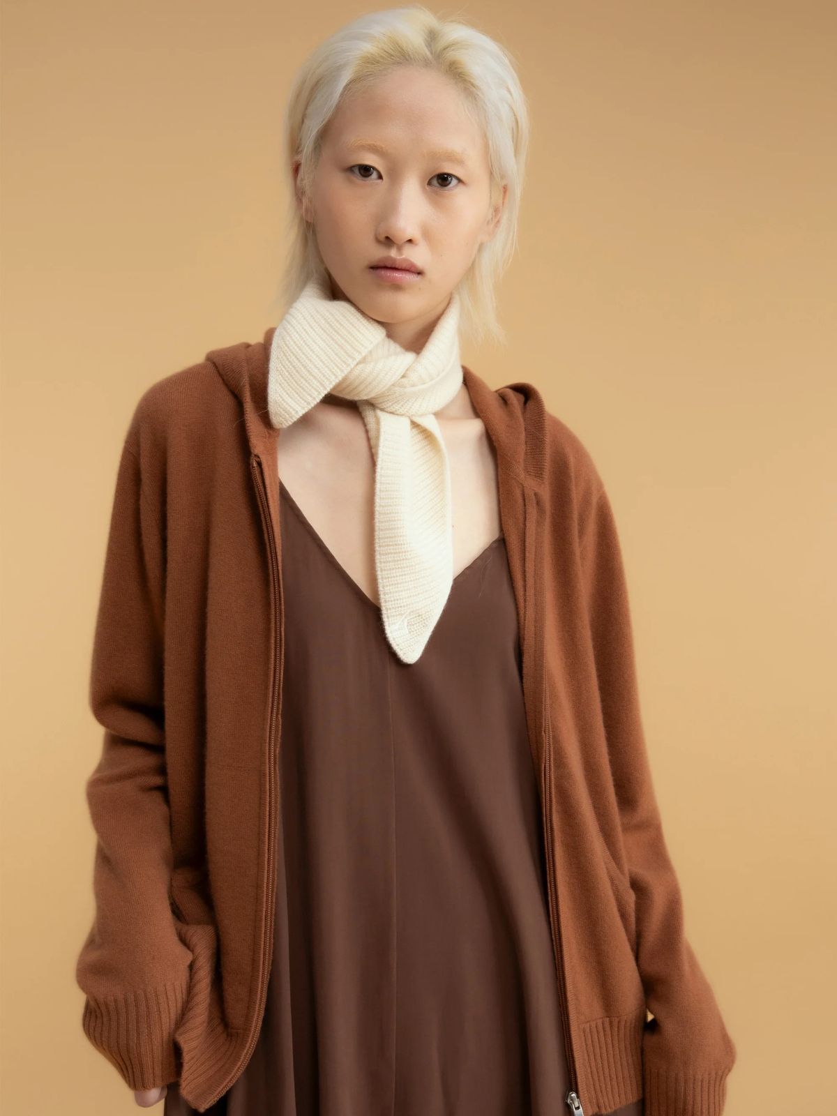 Knitted Cashmere Neck Tie - Cream