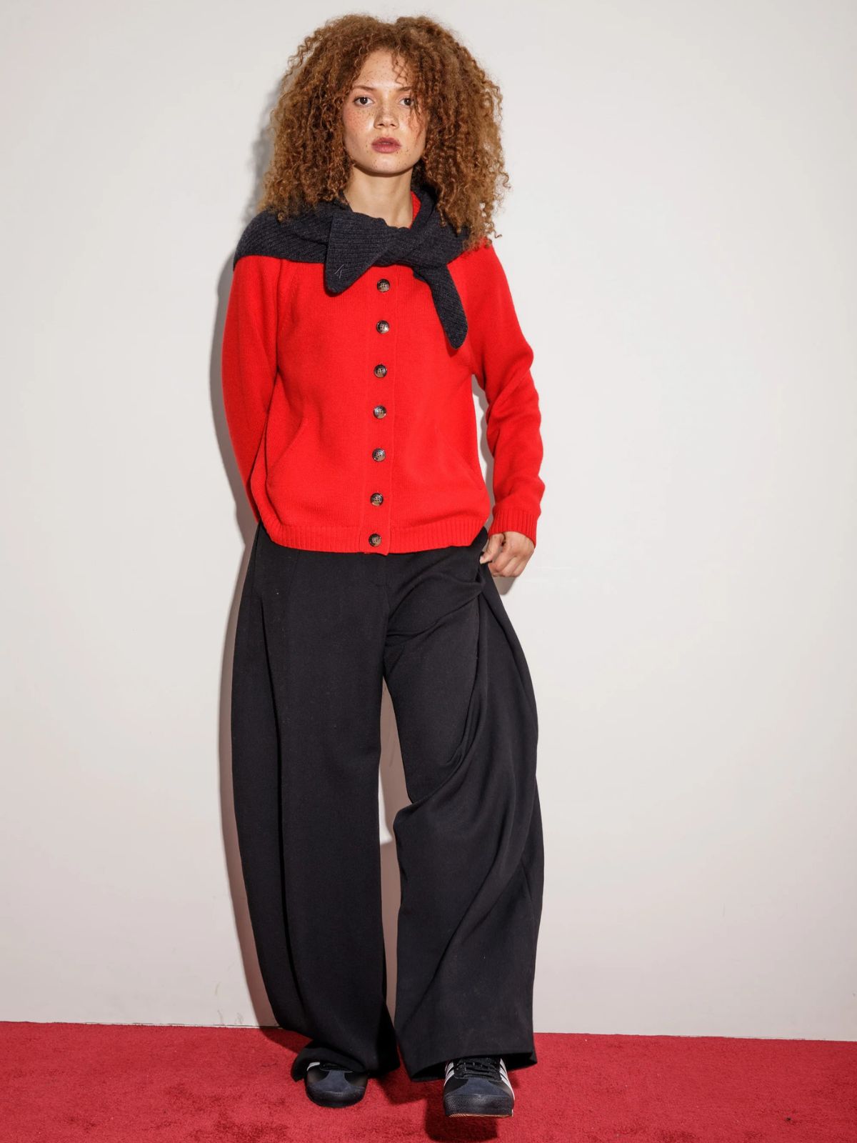 Triangle Cashmere Scarf - Charcoal