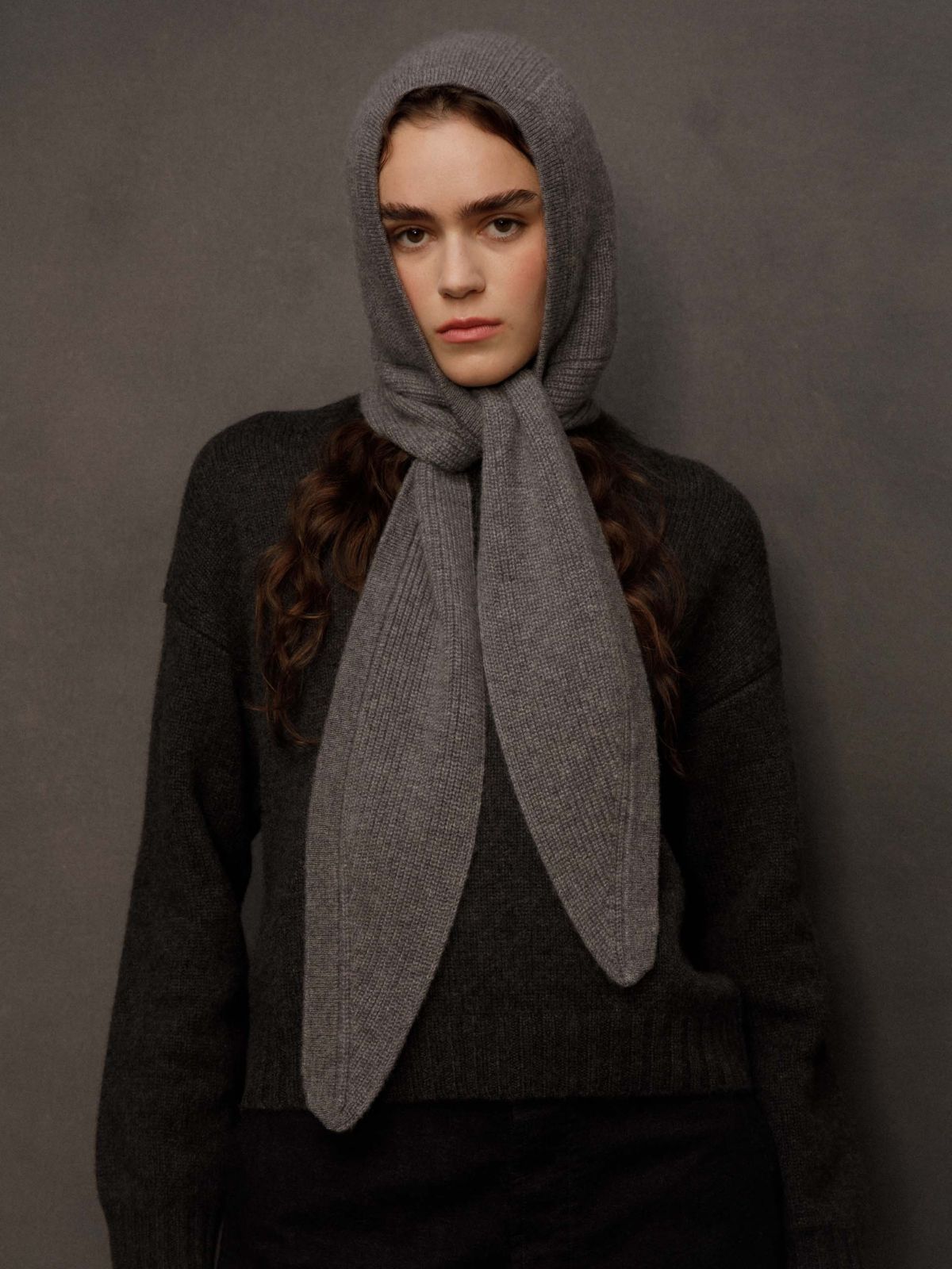 Knitted Bonnet & Neck Tie - Derby Grey
