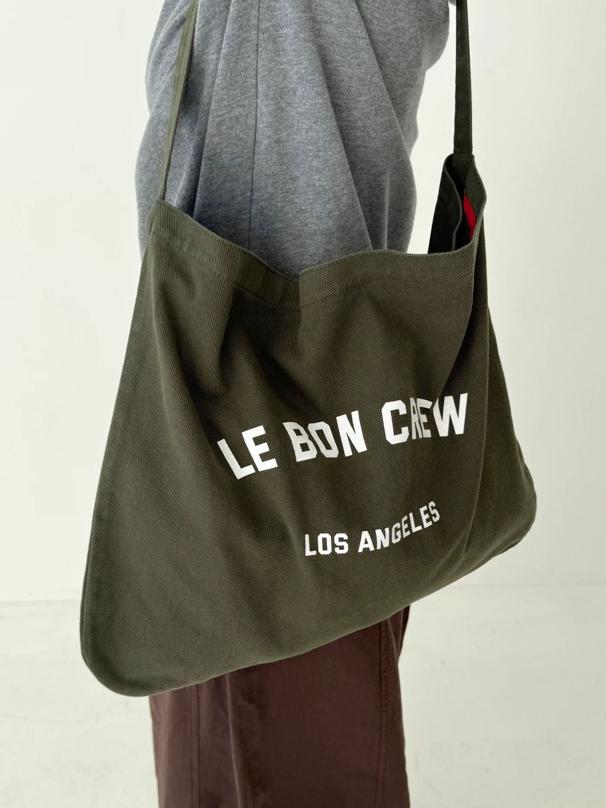 Le Bon Crew Happy Carry Bag - Olive