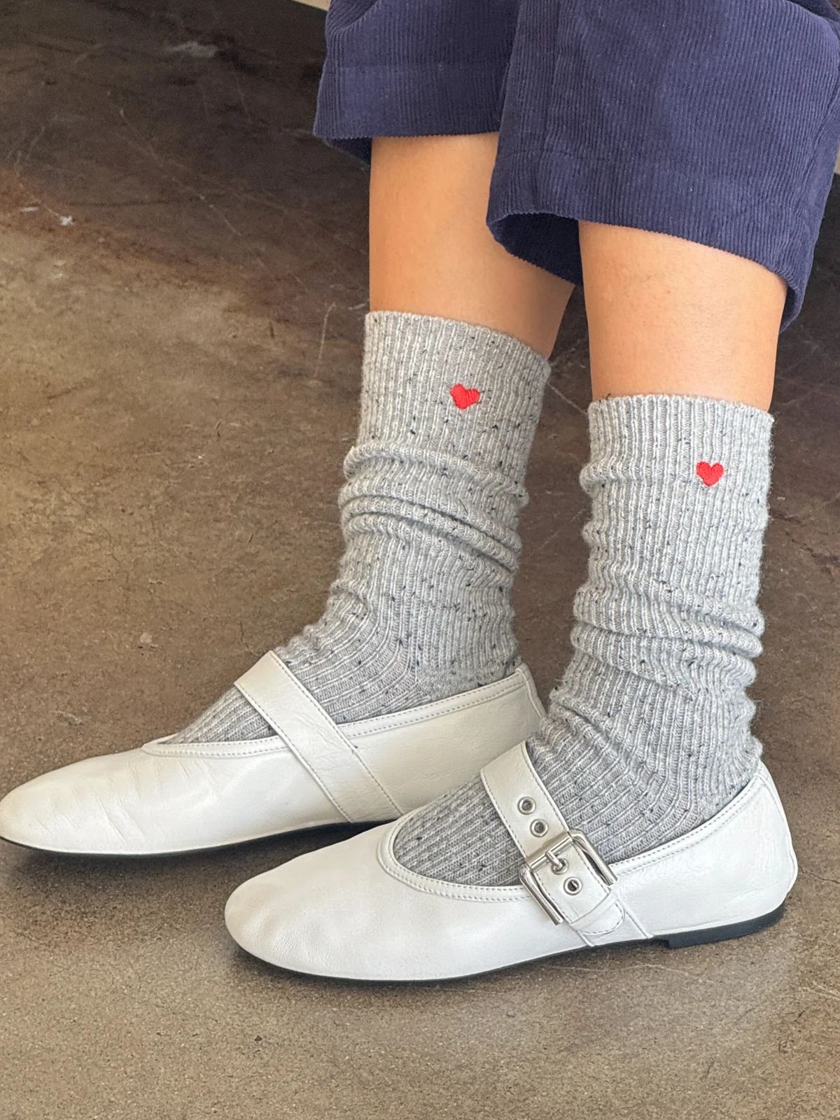 Embroidered Snow Socks - Grey + Heart