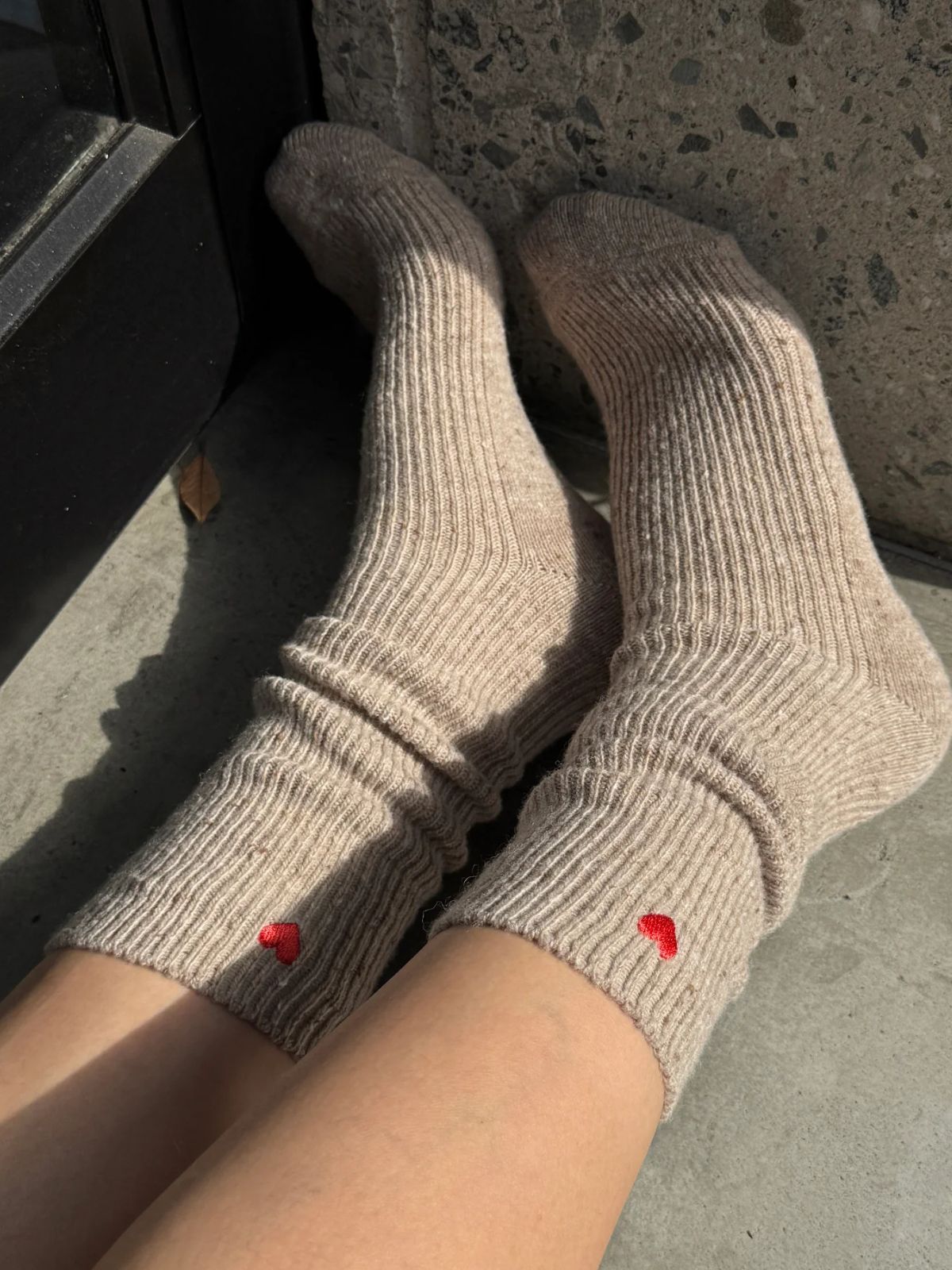 Embroidered Snow Socks - Tan + Heart