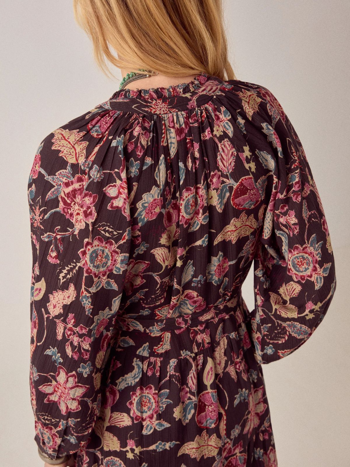 Iris Fashion - MAISON HOTEL - Louise Floral Print Dress - Black