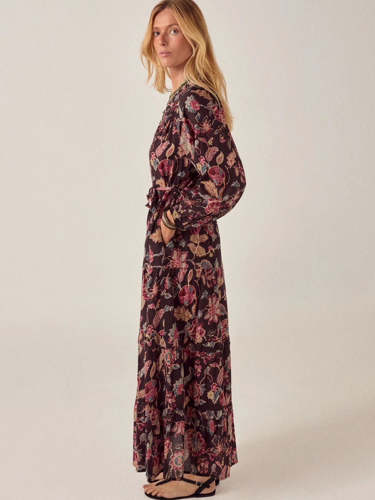 Iris Fashion - MAISON HOTEL - Louise Floral Print Dress - Black