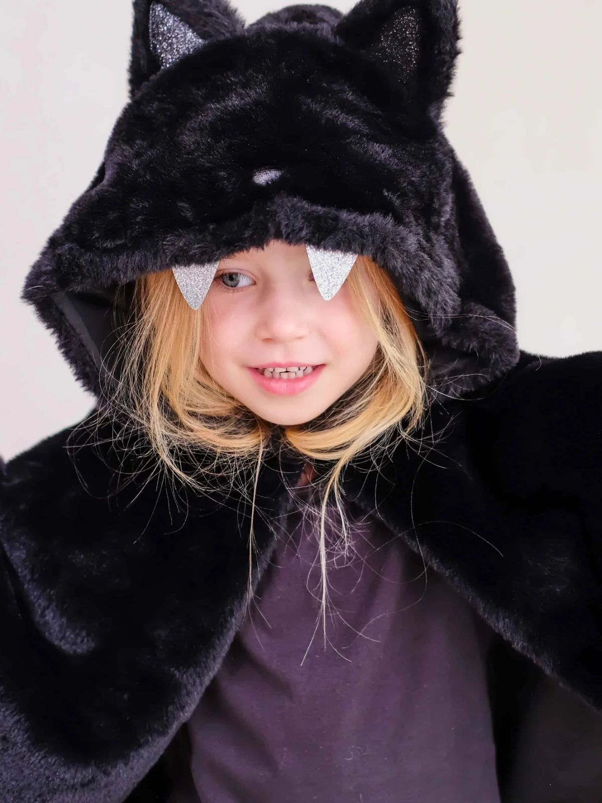 Furry Bat Cape - Black