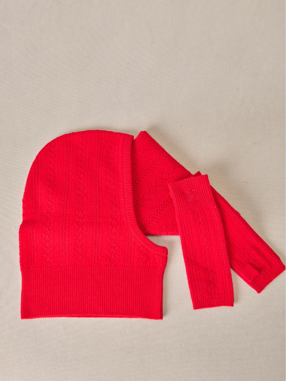 Agnes Twisted Hood - Red