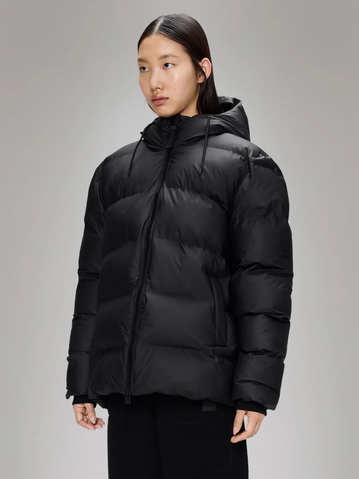 Alta Short Puffer Jacket- Black