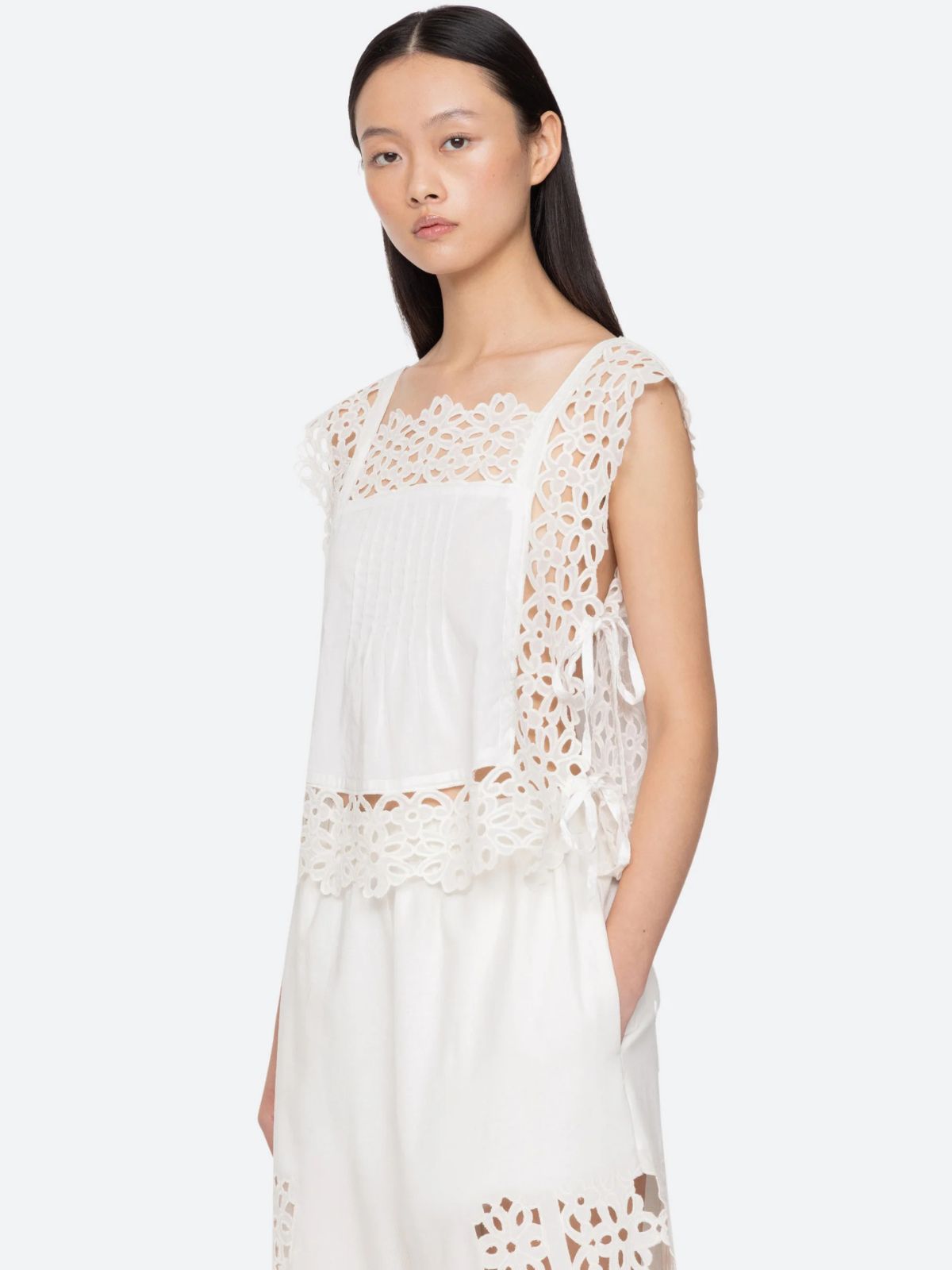 Leila  Eyelet  Top - White