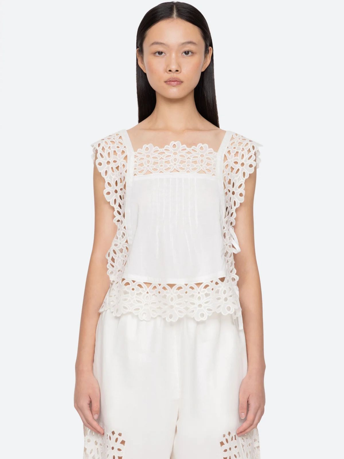 Leila  Eyelet  Top - White
