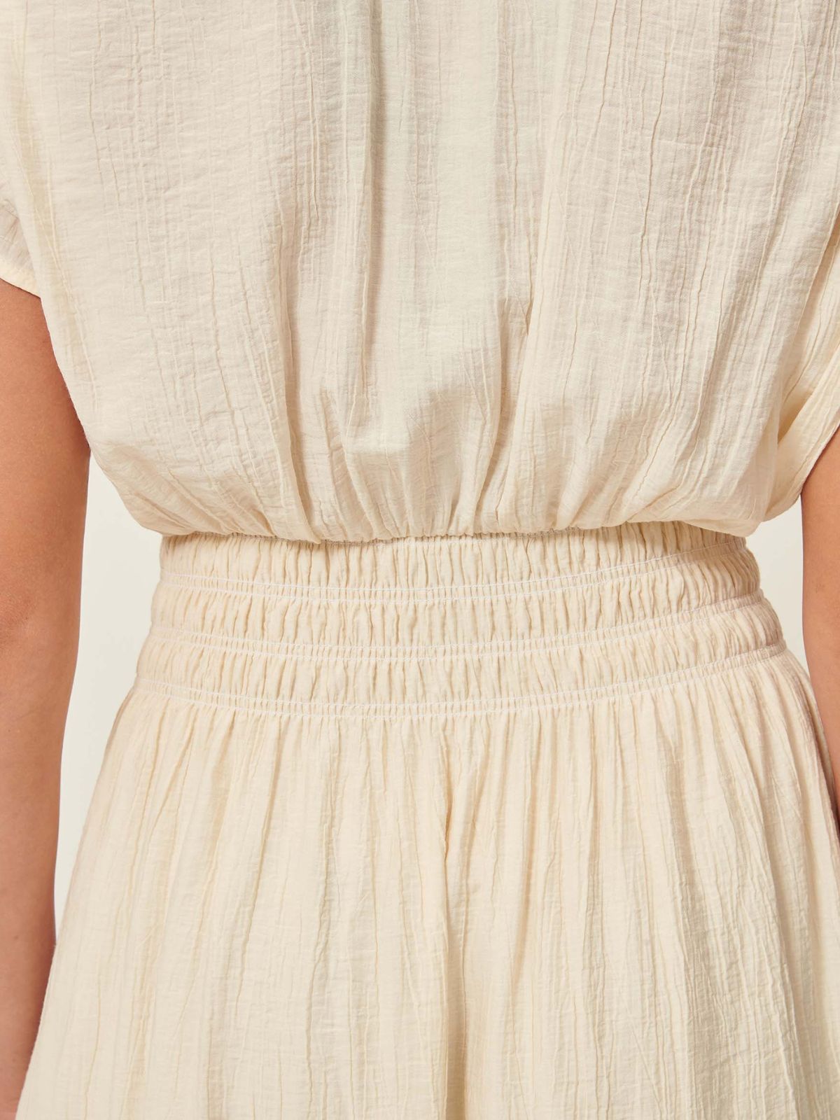 Iris Fashion - SESSUN - Galiane Smocked Dress - Cream