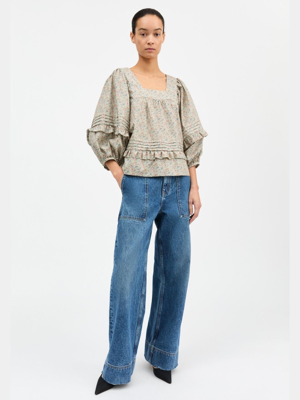 Iris Fashion - SKALL STUDIO - Hope Balloon  Sleeve Blouse - Flower Print