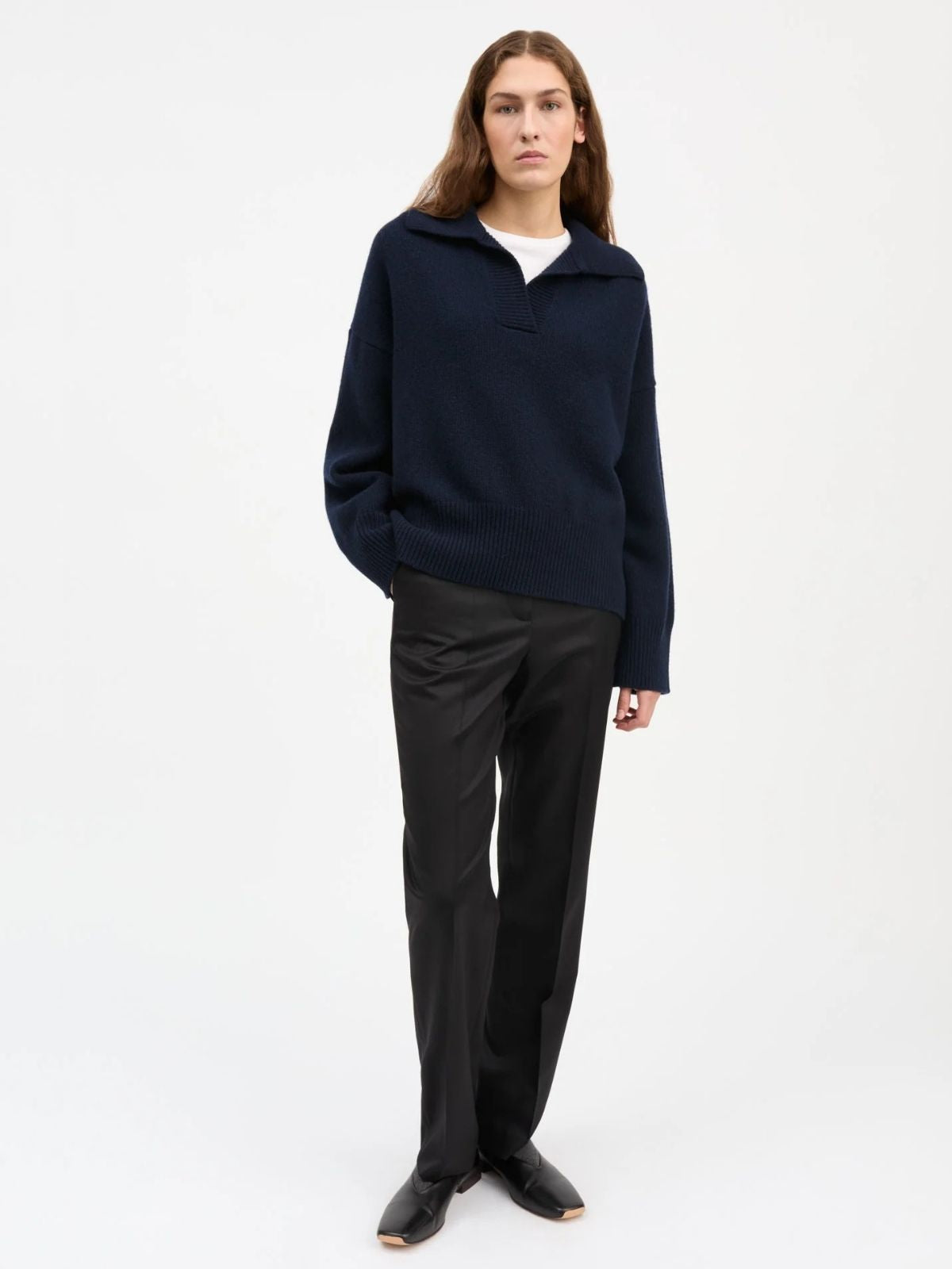 Dean V- Neck jumper - Navy