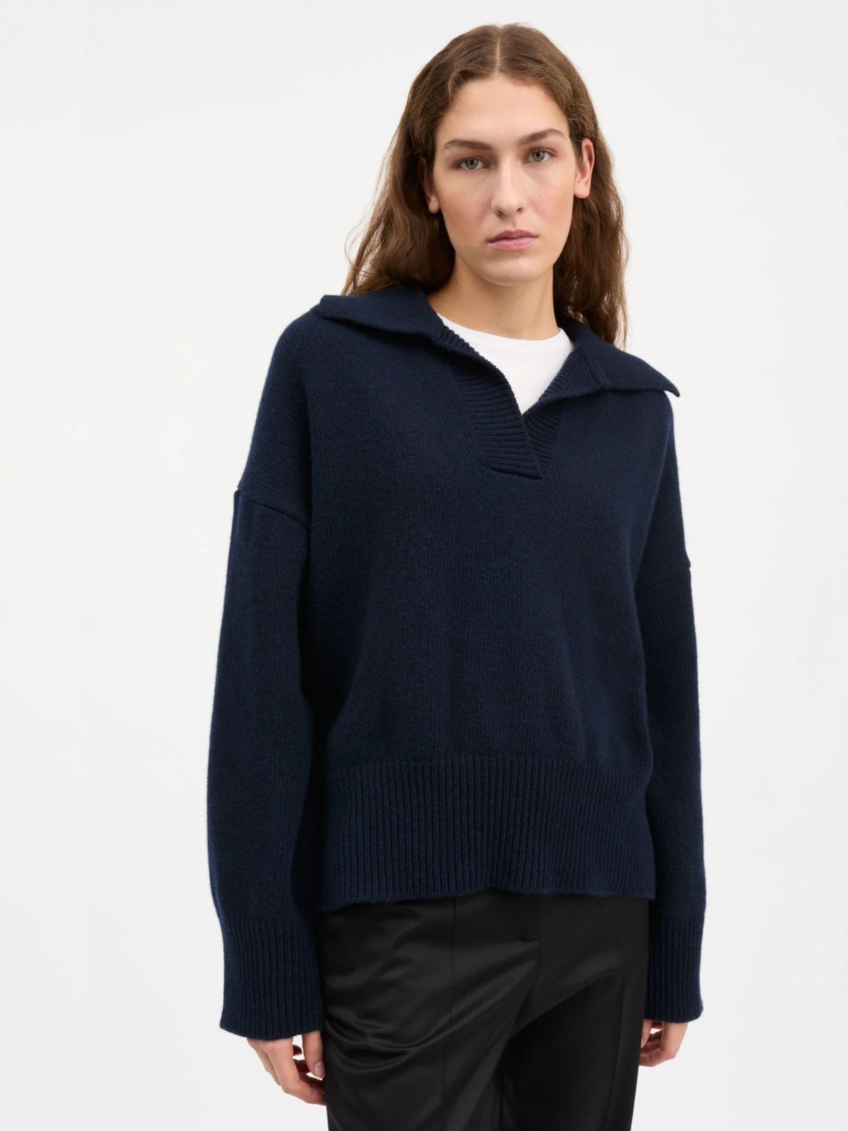 Dean V- Neck jumper - Navy