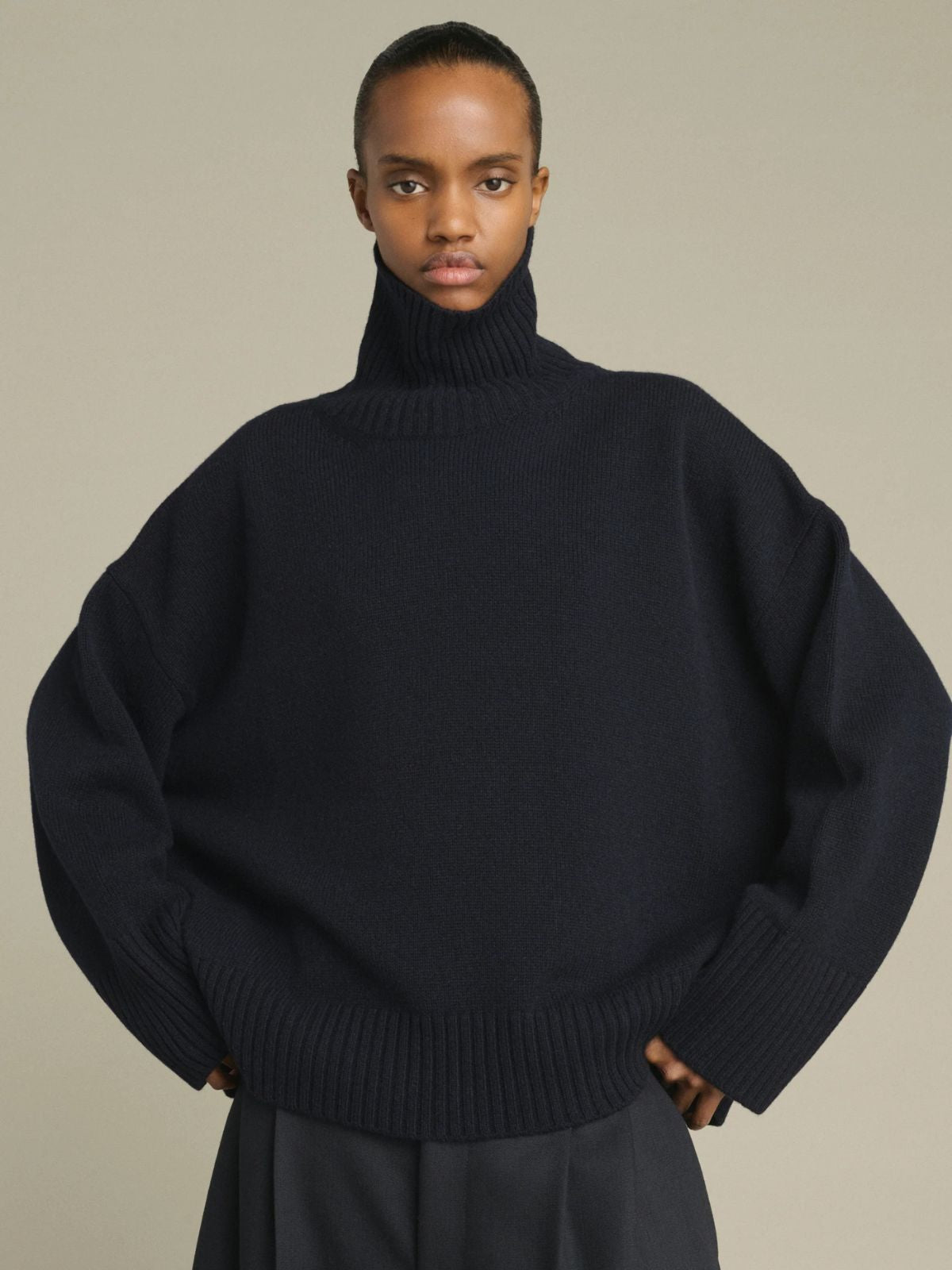 William Roll Neck Jumper - Navy