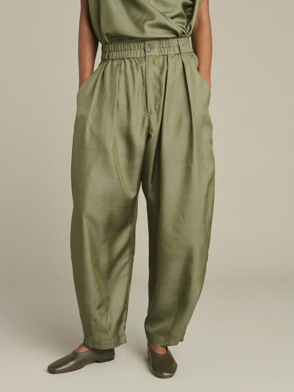 Vernon Tapered Leg Trousers - Olive
