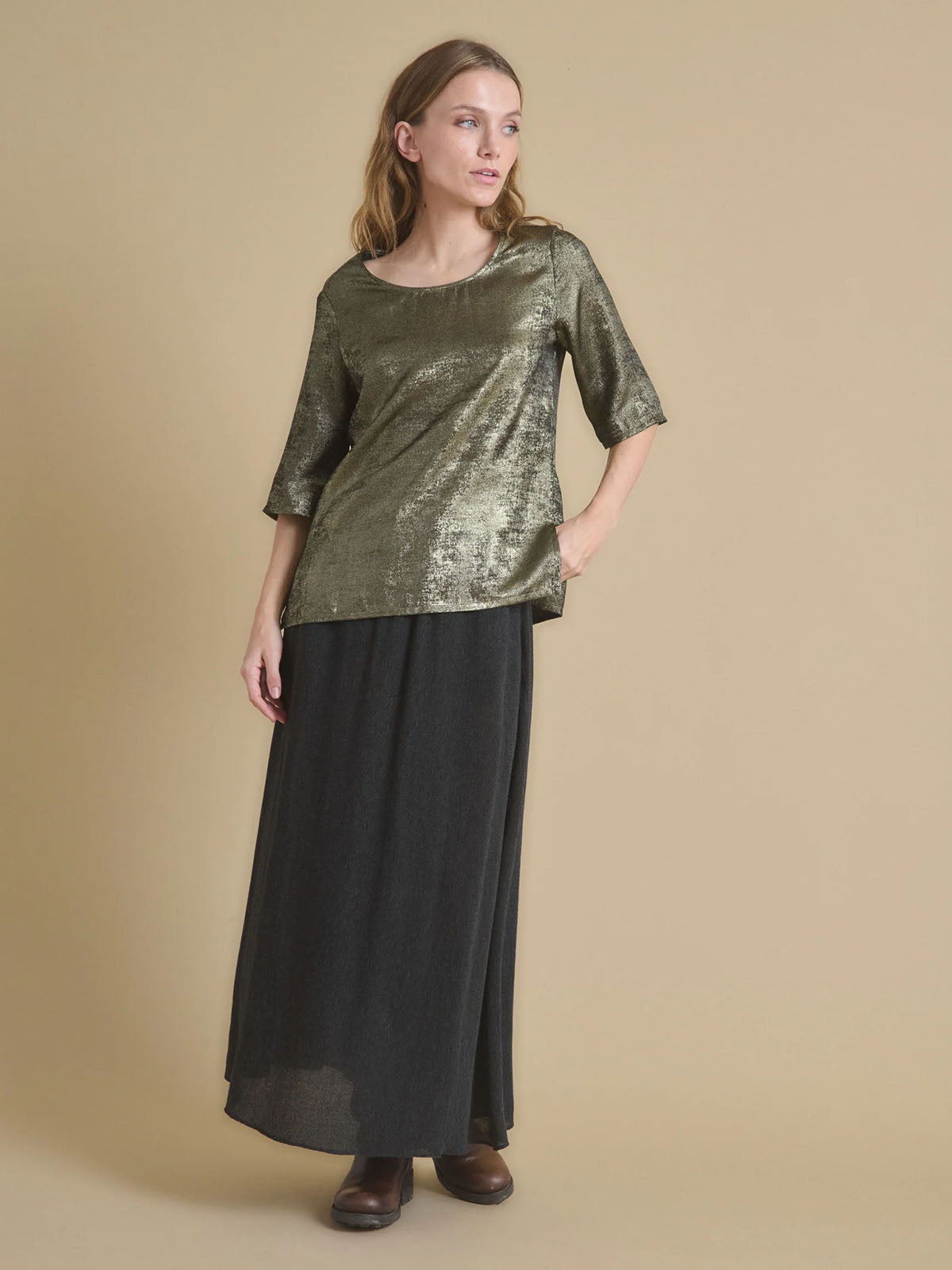 Tomasa Crew Neck Metallic Top