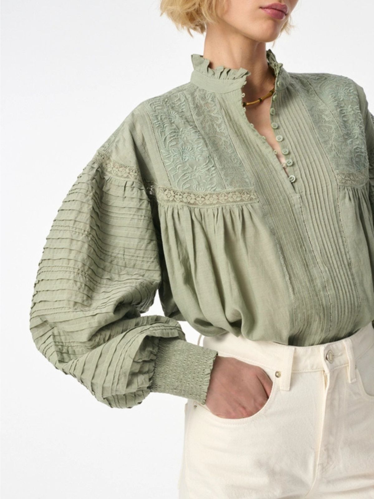 Dahlia Blouse - Almond