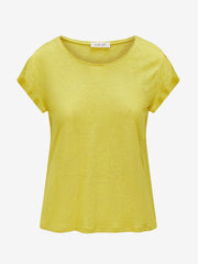 color:Yellow